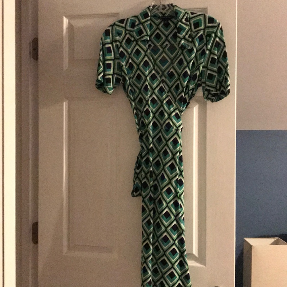 Dress - Picture 2 of 3